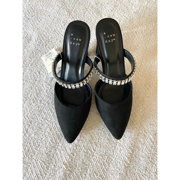 Crystal strap heels - Picture 2 of 9